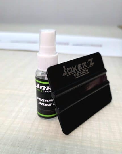 Kit de pose - Dégraissant + raclette